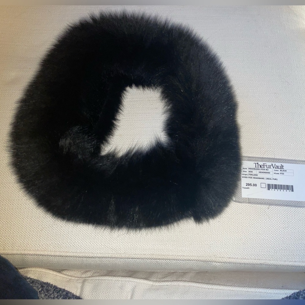 Real Fur Ear Warmer! 🖤